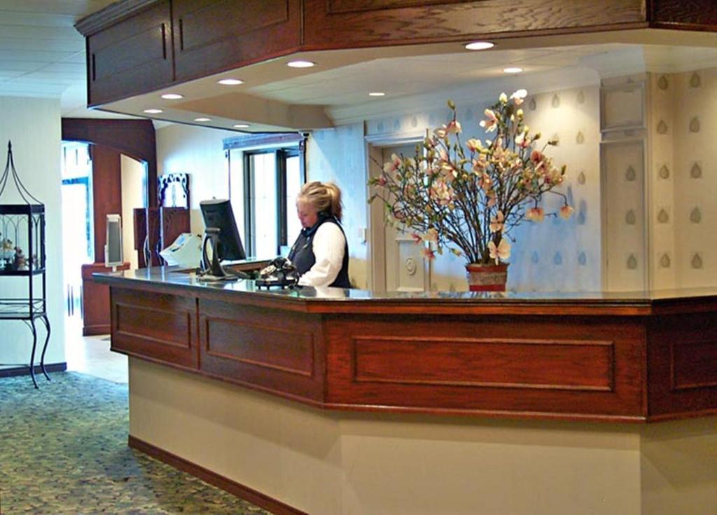 Ambassador Hotel Sudbury Exteriér fotografie