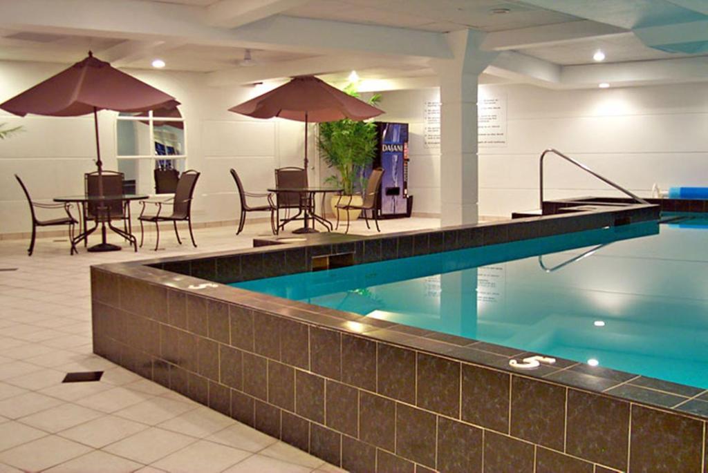 Ambassador Hotel Sudbury Exteriér fotografie