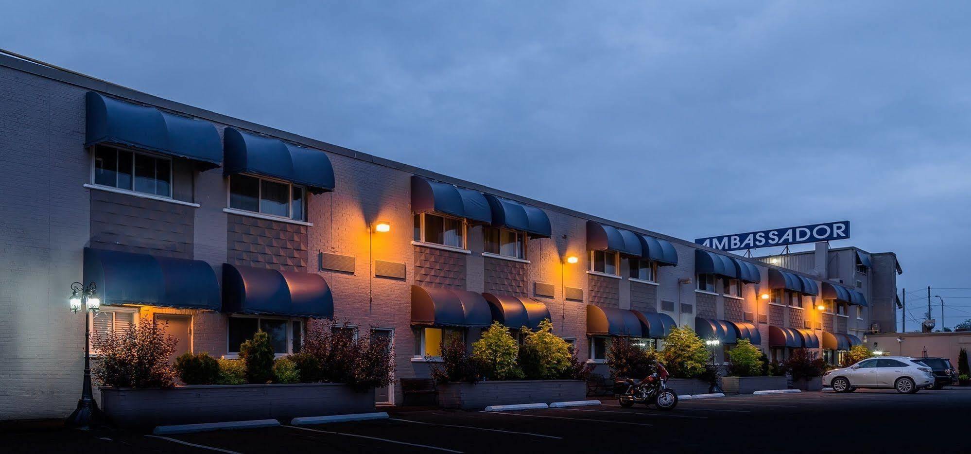 Ambassador Hotel Sudbury Exteriér fotografie