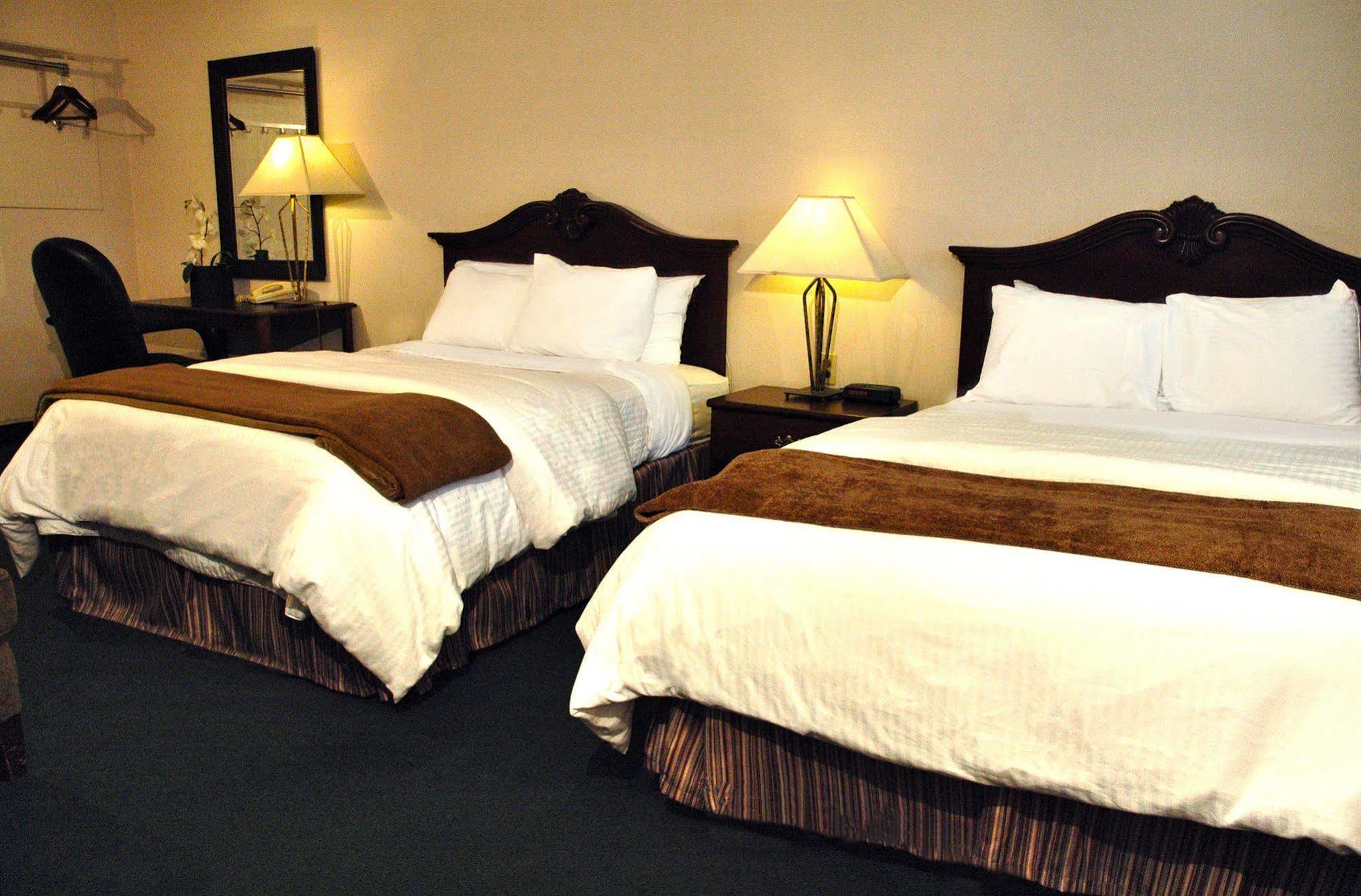 Ambassador Hotel Sudbury Exteriér fotografie