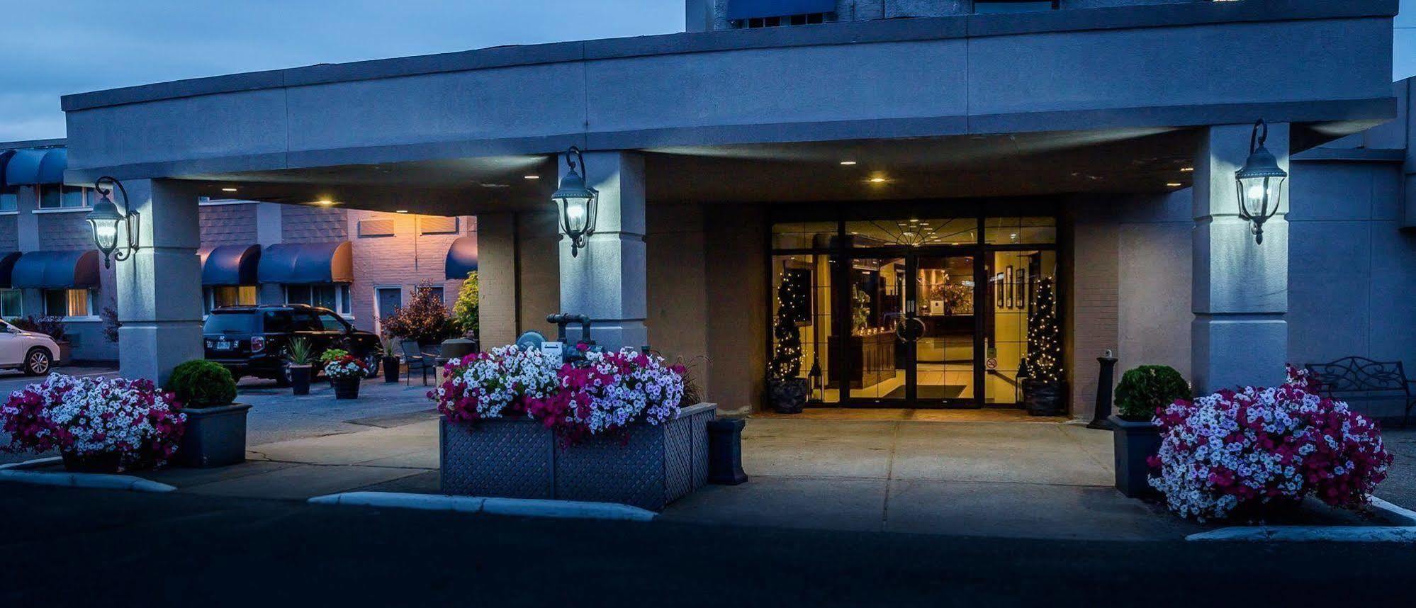 Ambassador Hotel Sudbury Exteriér fotografie